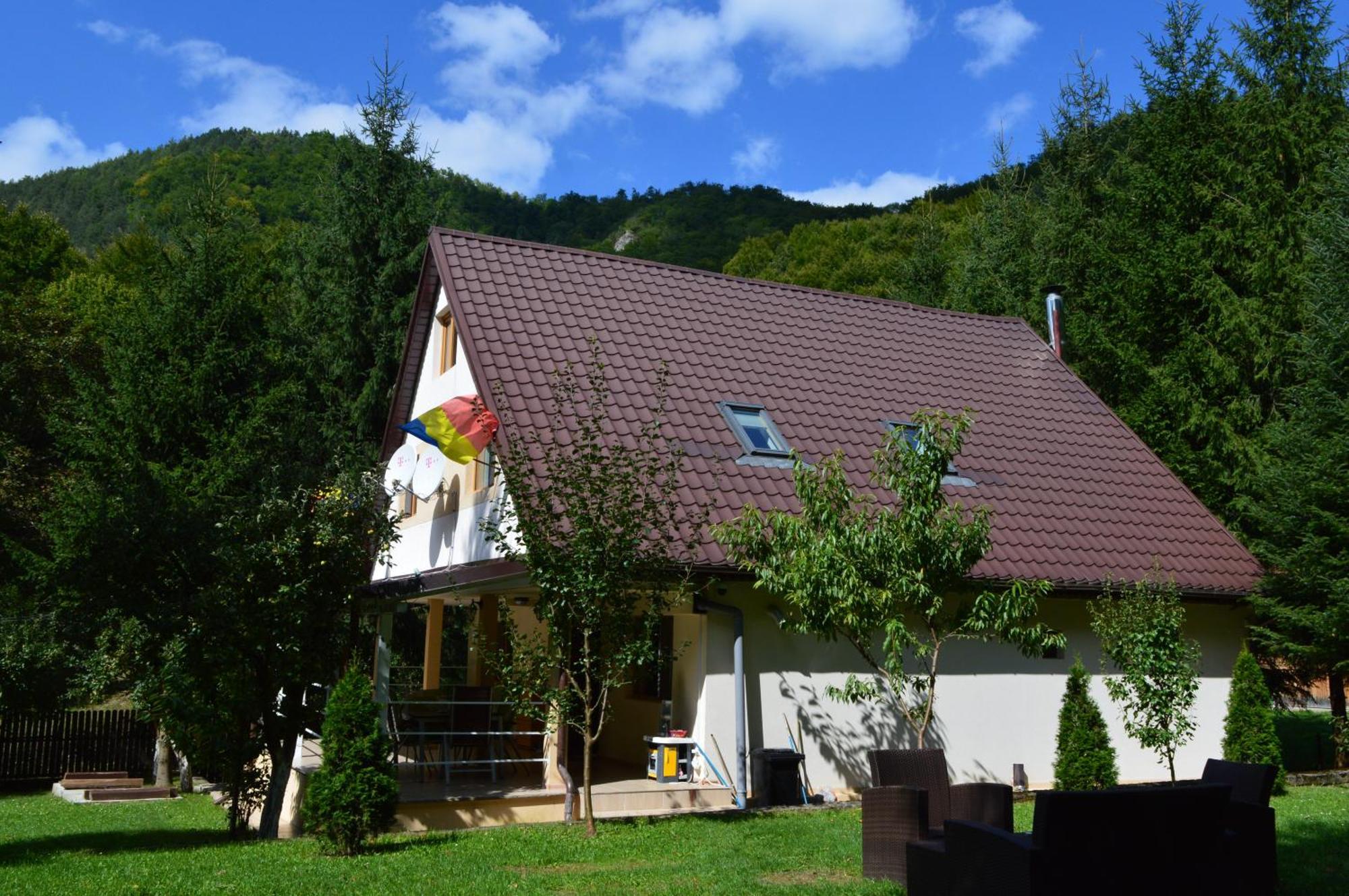 Hotel Casa Aris Lepsa Vrancea Exterior foto